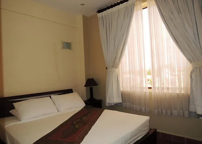 The Palm Hotel Phan Thiet Отель Фантхьет